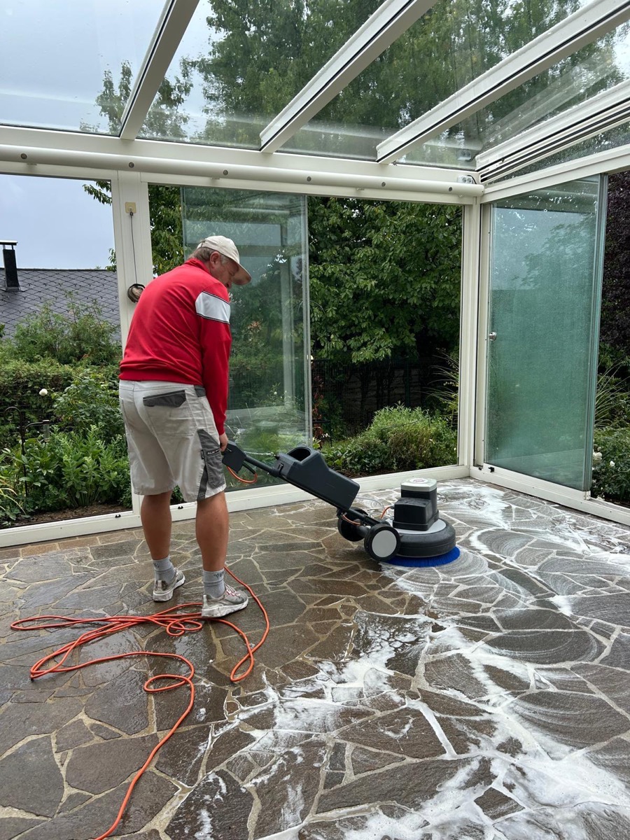 Algenfuchs Referenz – professionelle Reinigung Steiermark